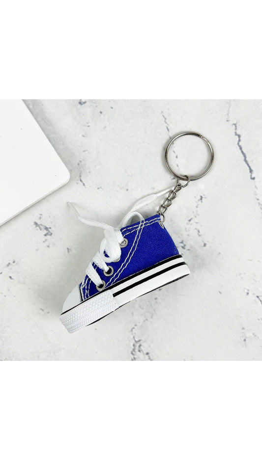 Mini Shoes Keychain, Stylish, Accessories for Perfect Gift, Backpacks, Key Chains, Great Party Favor Novelty Toy Shoes (1 Pc)