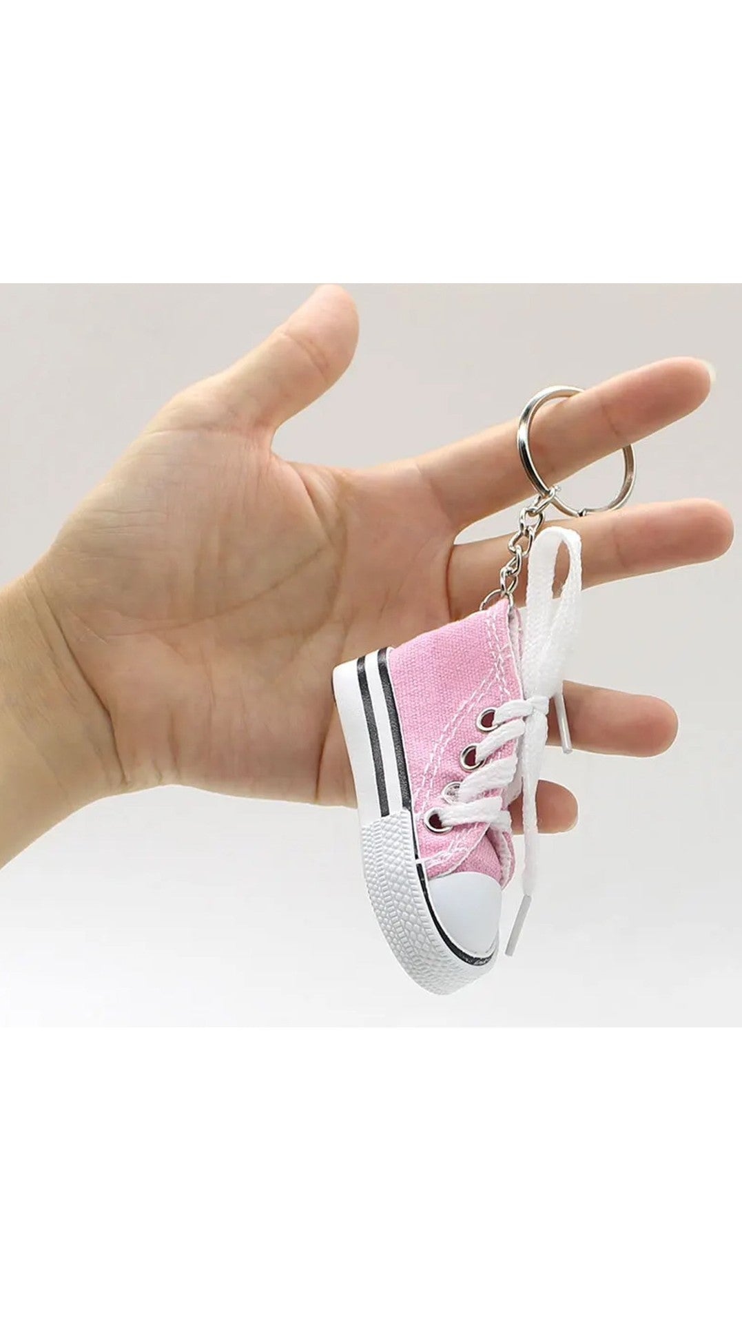 Mini Shoes Keychain, Stylish, Accessories for Perfect Gift, Backpacks, Key Chains, Great Party Favor Novelty Toy Shoes (1 Pc)