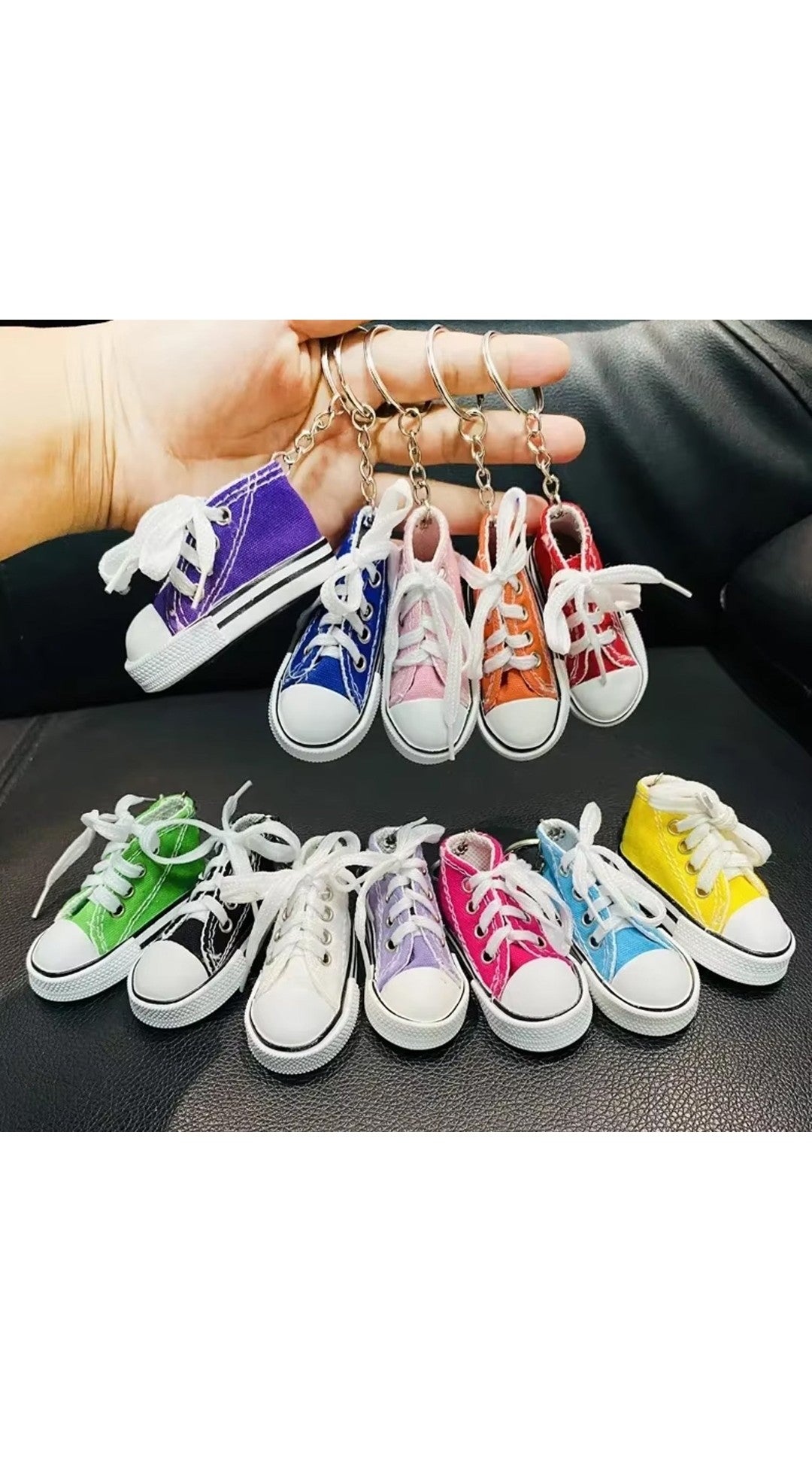 Mini Shoes Keychain, Stylish, Accessories for Perfect Gift, Backpacks, Key Chains, Great Party Favor Novelty Toy Shoes (1 Pc)